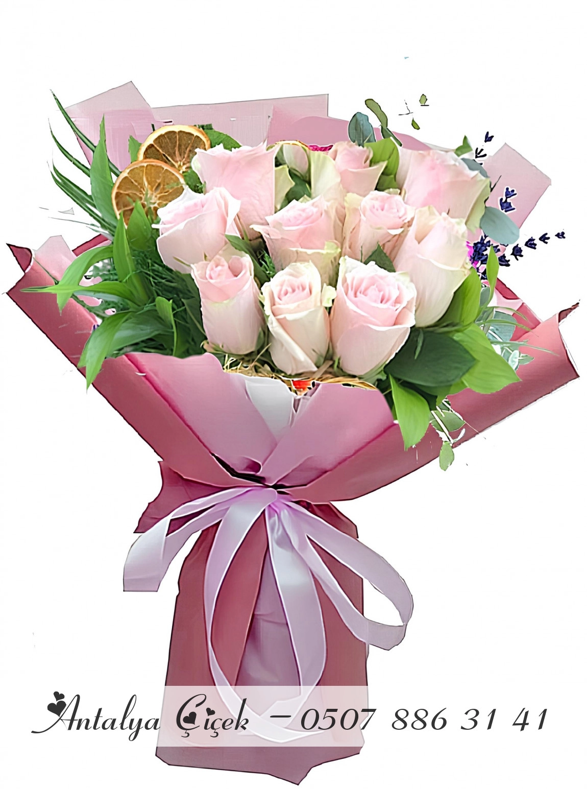 9 Zarif Pembe Gülün Romantik Buketi