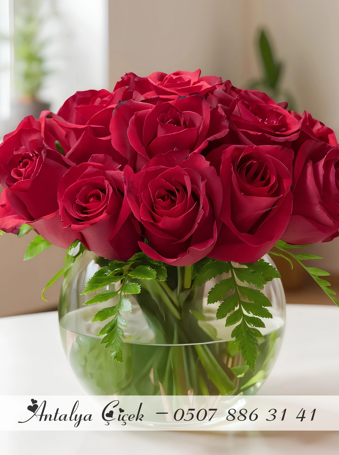 Vazoda Büyük Boy 10 Tane Gül